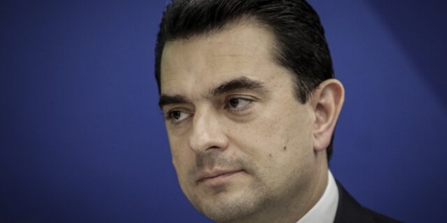 Σκρέκας: Όποιος κι αν παρακινεί για καταλήψεις εγκληματεί κατά των παιδιών και της πατρίδας