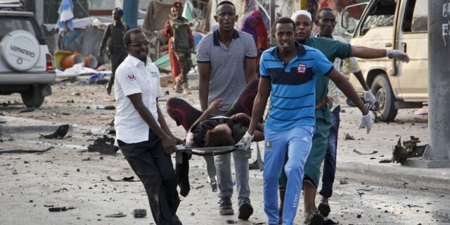 Σομαλία: 39 νεκροί από επίθεση καμικάζι σε ξενοδοχείο του Μογκαντίσου