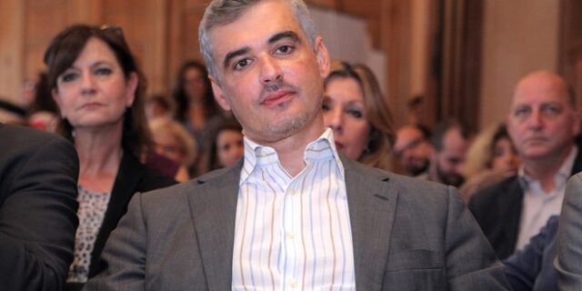 Άρης Σπηλιωτόπουλος: Καμία συνεργασία με το 46χρονο που δολοφονήθηκε στη Βούλα