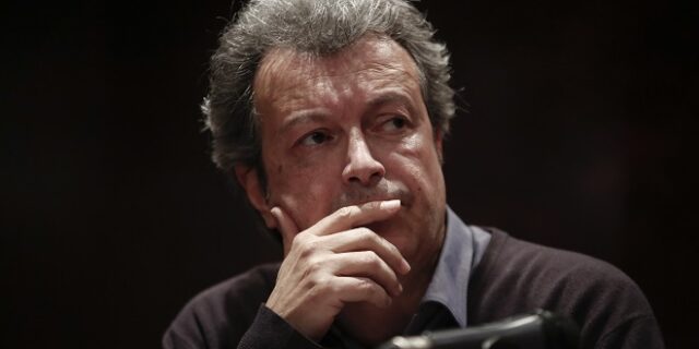 Οι χαμαιλέοντες της πολιτικής πανίδας και ο Τατσόπουλος