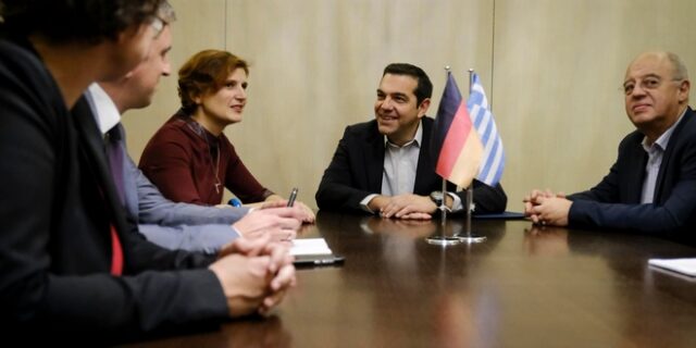 Τσίπρας: Απέναντι σε νεοφιλελευθερισμό και ακροδεξιά κανείς δεν μπορεί μόνος να δώσει λύση