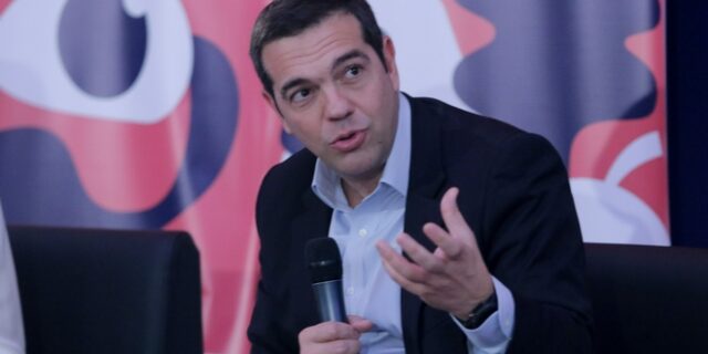 Τσίπρας για την βία κατά των γυναικών: Στηρίζουμε τα θύματα της βίας, πολεμάμε τις διακρίσεις και τον αυταρχισμό