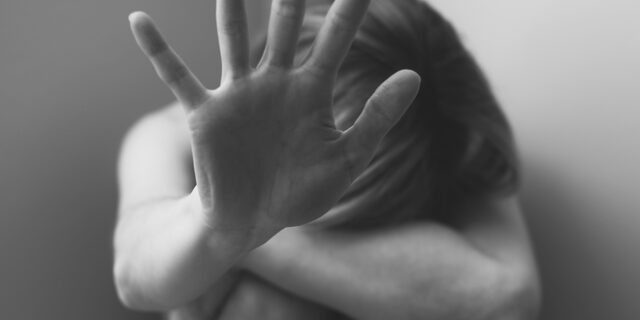 Τίποτα δεν μπορεί να δώσει δικαιώματα στο βιασμό
