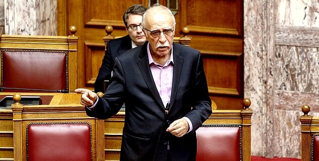 Αμφισβητεί την εικόνα που μεταφέρεται για τη Μόρια ο Βίτσας