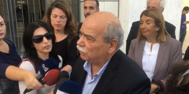 Βούτσης στη δίκη ΧΑ: Να μην συνεχίζουν να επωάζονται τα αυγά του φιδιού