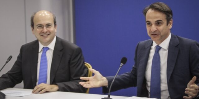 Το νέο βιβλίο Χατζηδάκη θα παρουσιάσουν Μητσοτάκης και Θεοδωράκης