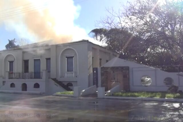 Φωτιά στη Ζάκυνθο: Καίγεται το ιστορικό κλαμπ “Barrage”