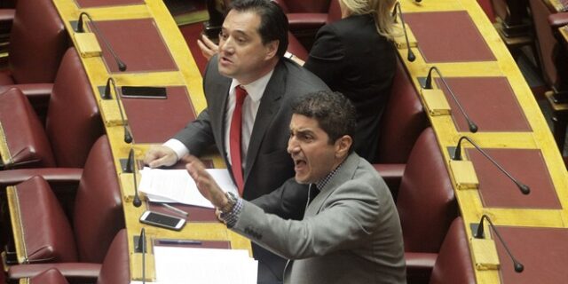 ΝΔ: Δεν “ξηλώνουν” Άδωνι, συνεχίζουν με Αυγενάκη