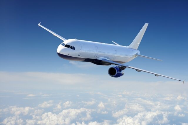 Καναδάς: Επιβάτες αποκλείστηκαν για 13 ώρες σε αεροπλάνο λόγω κακοκαιρίας