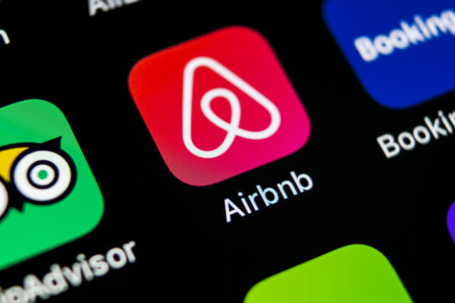 AirBnb: Σε ποια πόλη της Ελλάδας το 95% των ενοικιαζόμενων πάει για βραχυχρόνια μίσθωση