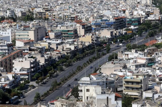 Καταργείται ο ΕΦΚ στο κρασί – Αναβάλλεται ο φόρος υπεραξίας στα ακίνητα