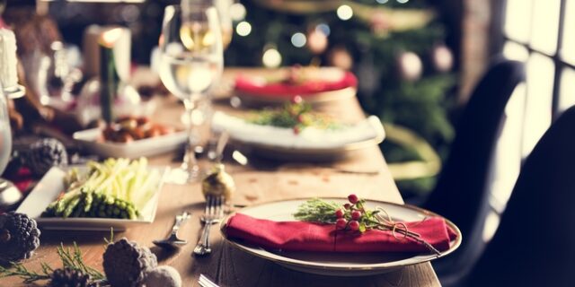 Χριστουγεννιάτικο τραπέζι: Στα ίδια επίπεδα με πέρυσι οι τιμές