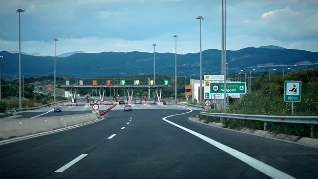 Αυτοκινητόδρομος Πατρών – Αθηνών: Αυτές είναι οι νέες τιμές στα διόδια