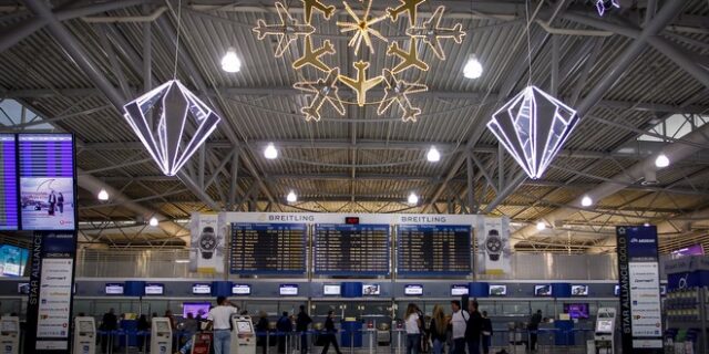 Εξωτερικό επιλέγουν οι Έλληνες για τις γιορτές