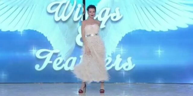 My Style Rocks – Gala: Φτερά και πούπουλα με τη Νικολέττα Ράλλη