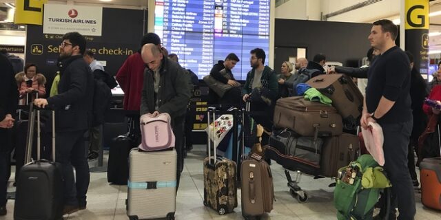 Δύο συλλήψεις για το μπάχαλο με τα drone στο Γκάτγουικ