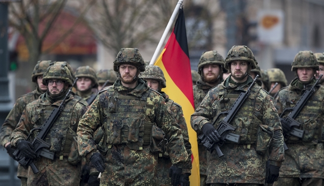 Times: Πολιτικοί ηγέτες στο στόχαστρο φασιστικών πυρήνων του γερμανικού στρατού