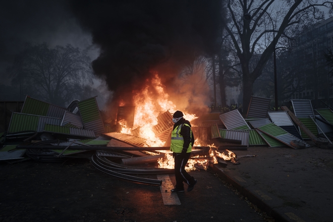Γαλλία: Νέα επεισόδια σε σχολεία του Παρισιού – Φωτιά σε Λύκειο της Τουλούζης