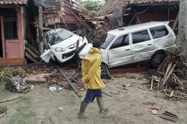 Τσουνάμι στην Ινδονησία: Στους 222 οι νεκροί – 745 οι τραυματίες