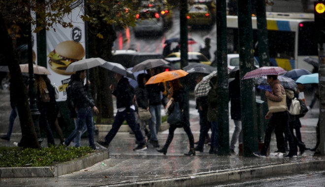 Καιρός: Νέα ψυχρή εισβολή με βροχές και χιόνια – Περισσότεροι από 5.000 κεραυνοί σε λίγες ώρες