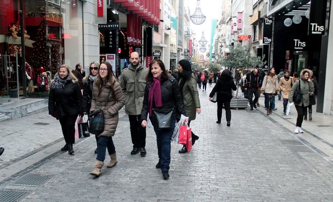 Αισιόδοξοι οι έμποροι για την εμπορική κίνηση της εορταστικής περιόδου