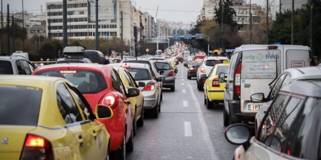 Τέλη κυκλοφορίας: Τελευταία ευκαιρία για πληρωμή, λήγει η προθεσμία