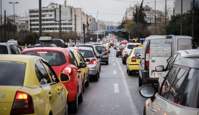 Παράταση μέχρι τέλη Ιανουαρίου για τα τέλη κυκλοφορίας