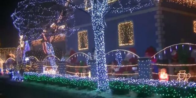 Χριστουγεννιάτικη αποθέωση: Στόλισε το σπίτι του με πάνω από 150.000 λαμπιόνια