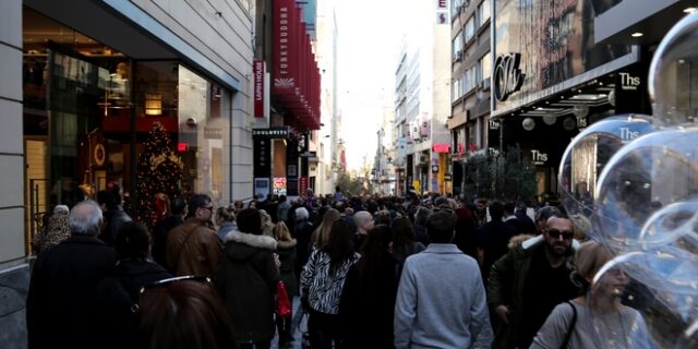Εορταστικό ωράριο: Πώς θα λειτουργήσουν τα καταστήματα μέχρι την Πρωτοχρονιά