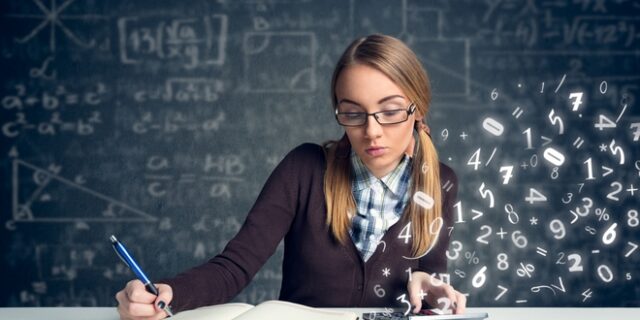 Η μαθηματική άσκηση που έχει “τρελάνει” το διαδίκτυο: Εσύ μπορείς να τη λύσεις;