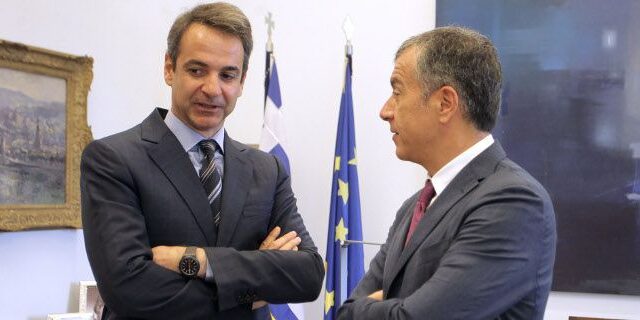 Η ΝΔ επιχειρεί να διεμβολίσει τη συμφωνία των Πρεσπών μέσω Ποταμιού και… ΣΥΡΙΖΑ