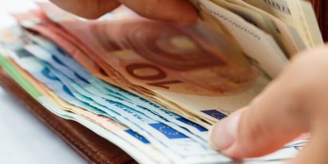 Κατ’ αρχήν έγκριση για τράπεζες και προστασία της πρώτης κατοικίας