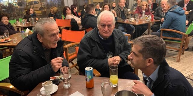 Μπακογιάννης: Η ζωή στα Πετράλωνα θα ήταν καλύτερη με φωτισμό, καθαριότητα, αθλητικούς χώρους