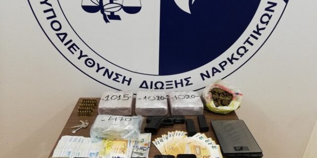Διακινούσαν ηρωίνη και κάνναβη με “καβάτζα” ένα υπόγειο στην Πλατεία Αμερικής