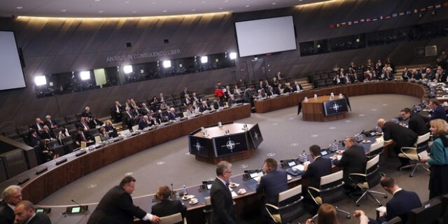 NATO: Η Ρωσία παραβιάζει τη συνθήκη INF – Τελεσίγραφο από τις ΗΠΑ