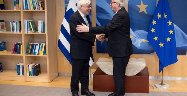 Παυλόπουλος: Σωτήριες για την πορεία του ευρωπαϊκού σκάφους οι παρεμβάσεις Γιούνκερ