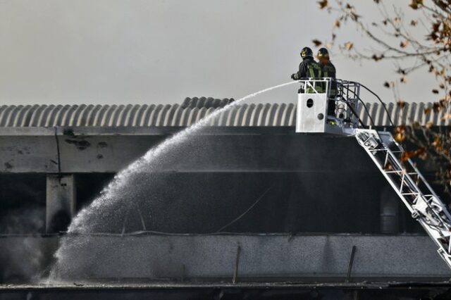 Ρώμη: Μεγάλη φωτιά σε κέντρο επεξεργασίας απορριμμάτων