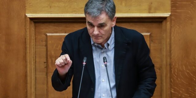 Τσακαλώτος: “Ο κ. Βενιζέλος θεωρεί τον κ. Σαμαρά ποιοτικό στοιχείο της πολιτικής ζωής του τόπου. Καλή τύχη”