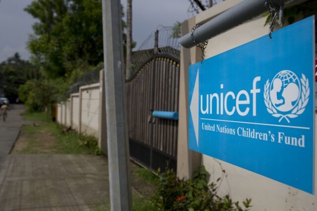 Η UNICEF κρούει τον κώδωνα του κινδύνου για τα παιδιά-στρατιώτες