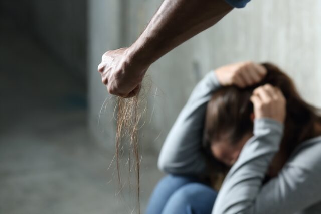 Δραματικά στοιχεία: Περισσότεροι από 4.500 βιασμοί τον χρόνο στην Ελλάδα