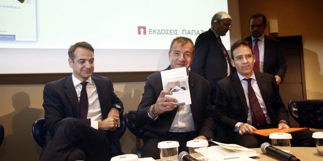 Μητσοτάκης – Θεοδωράκης έρχονται πιο κοντά, αλλά διαψεύδουν “νταραβέρια”