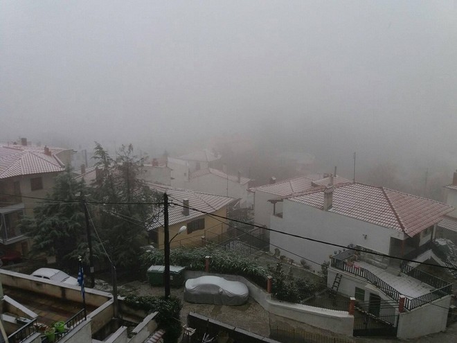 Κακοκαιρία: Χιόνια στη Θεσσαλονίκη – Προβλήματα σε πολλές περιοχές