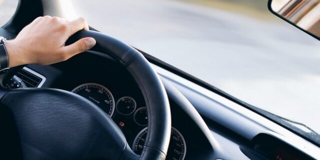 Κατατέθηκε στη Βουλή το σχέδιο νόμου για τις άδειες οδήγησης