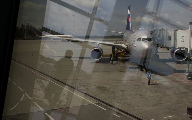 Τρόμος σε πτήση της Aeroflot: Επιβάτης απαιτούσε να προσγειωθεί στο Αφγανιστάν αντί για τη Μόσχα