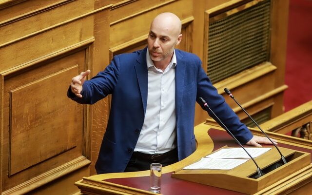 Παραιτήθηκε από βουλευτής ο Γιώργος Αμυράς