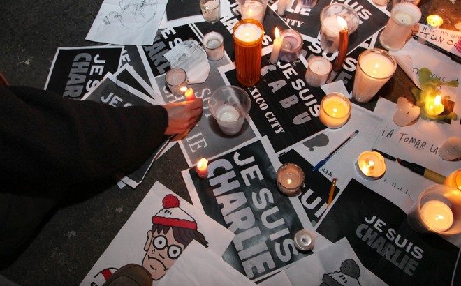 Charlie Hebdo: Τέσσερα χρόνια μετά – “Όλα συγχωρούνται”