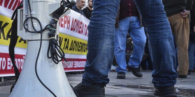 Αναπληρωτές: Τι ισχύει στην απεργία για μισθοδοσία, ένσημα και προϋπηρεσία