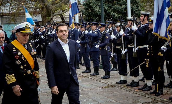 Γιατί επέλεξε ο Τσίπρας τον Αποστολάκη ως τον επόμενο ΥΕΘΑ – Η όχι πάντα ανέφελη σχέση με το Καμμένο