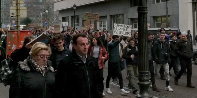 Στο Βέλγιο οι μαθητές διαδηλώνουν κάθε Πέμπτη για την κλιματική αλλαγή
