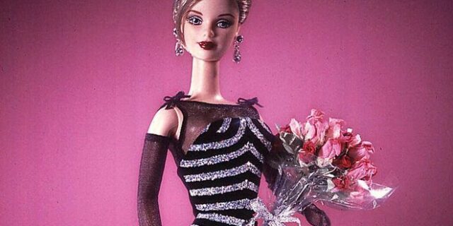 Η Μπάρμπι γίνεται 60 χρονών και δεν έχει ούτε μια ρυτίδα